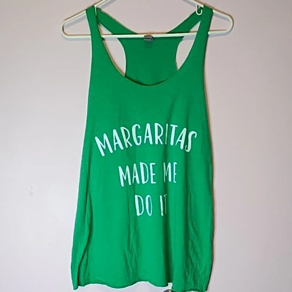 Cute ๐ TANK TOP - Picture 1 of 5